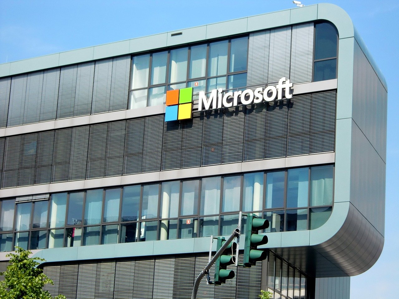 Microsoft Windows XP users – plan ahead to upgrade